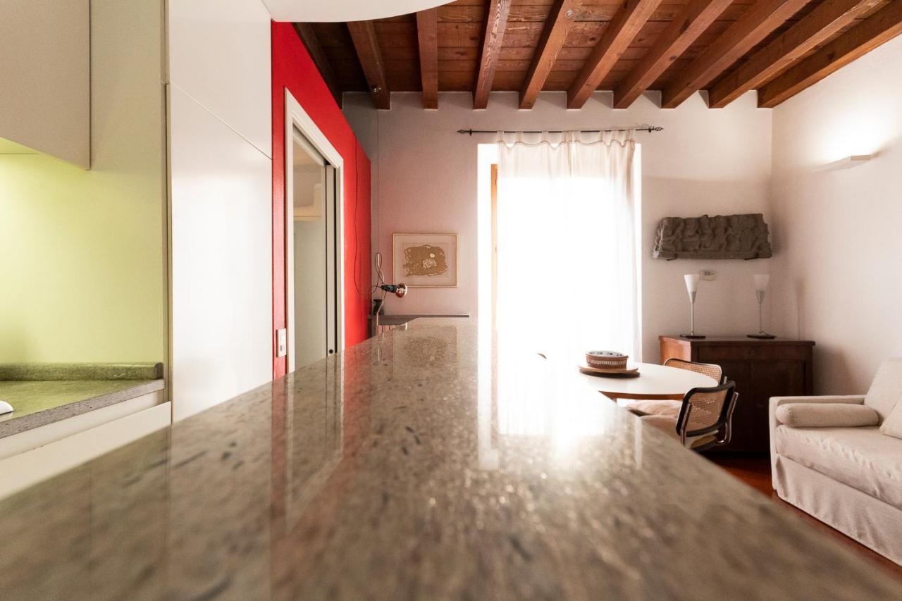 Apartment Anfiteatro In Brera