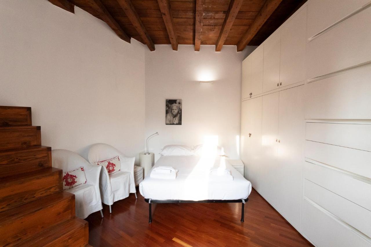 Apartment Anfiteatro In Brera *