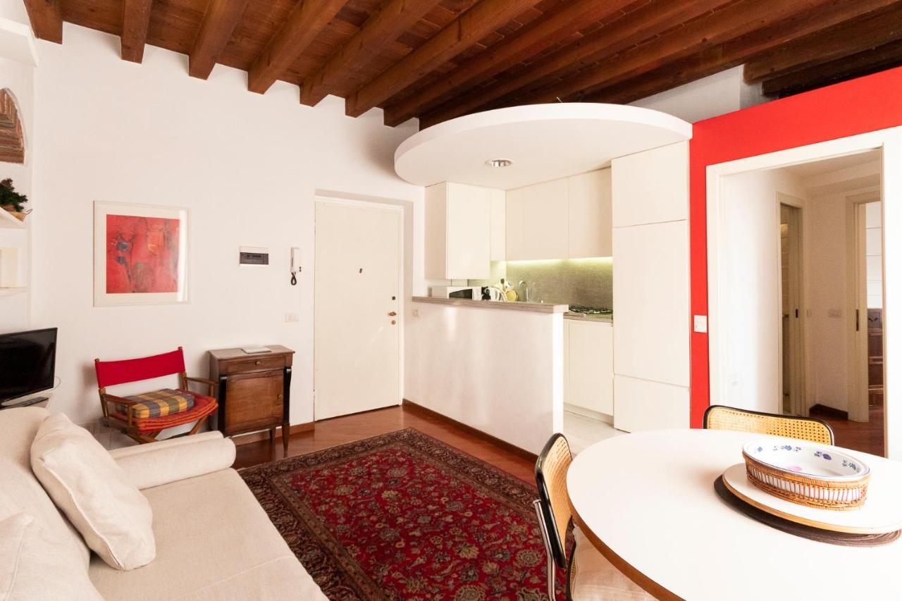 Apartment Anfiteatro In Brera