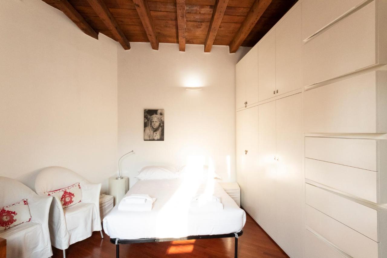 Apartment Anfiteatro In Brera