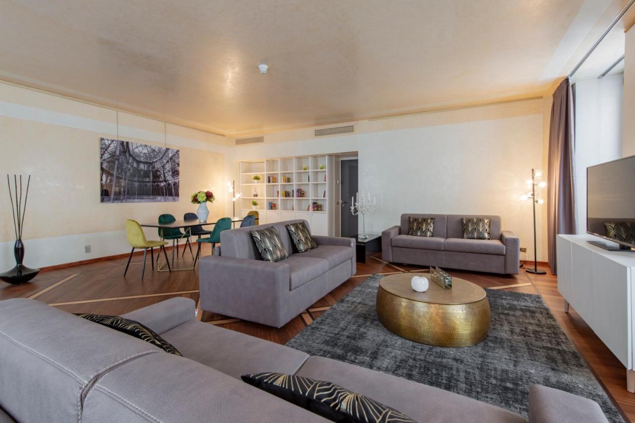 Royal - Centro Apartment Milan