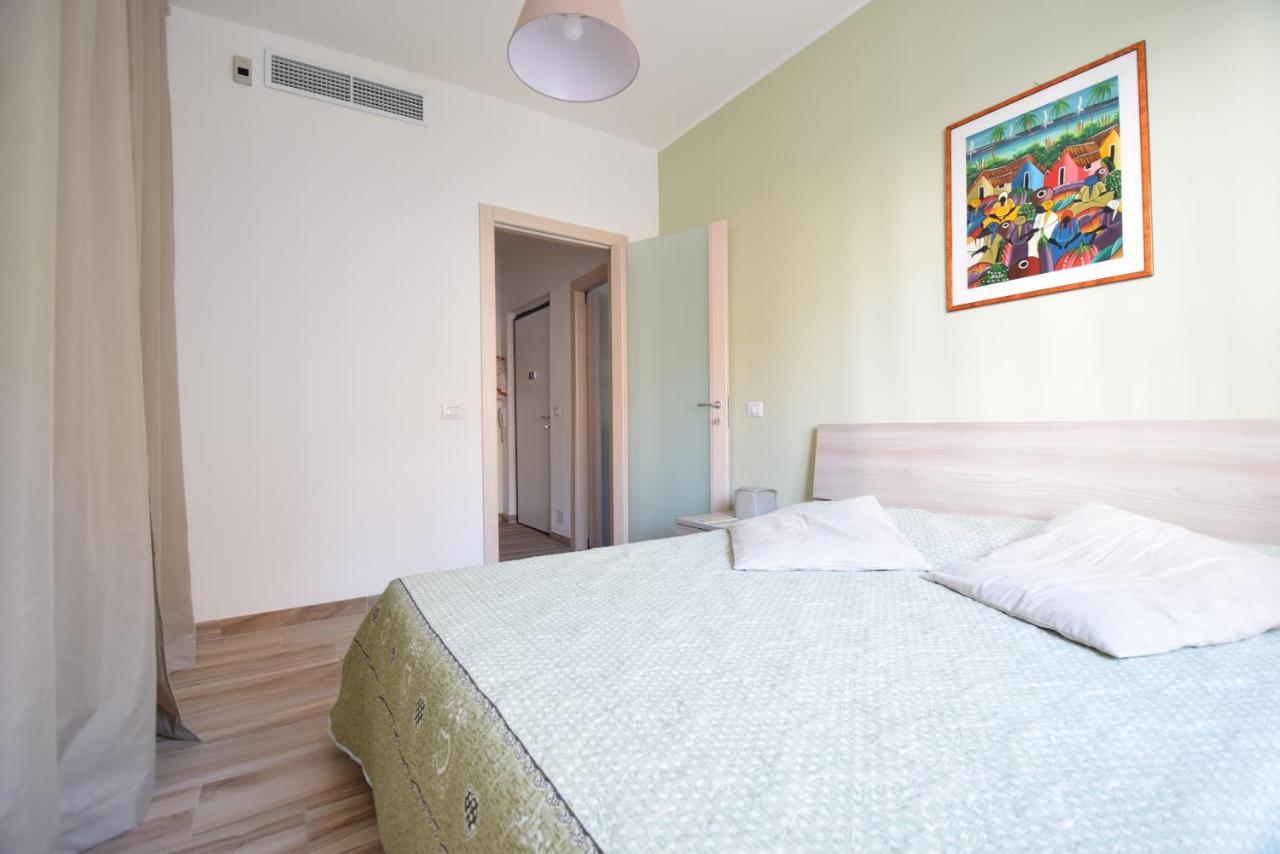 Uptoyou Apartment