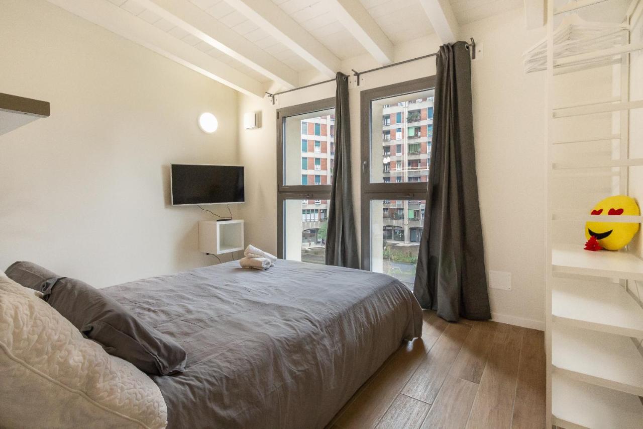 Alessia's Building- Affori Fn Apartment *