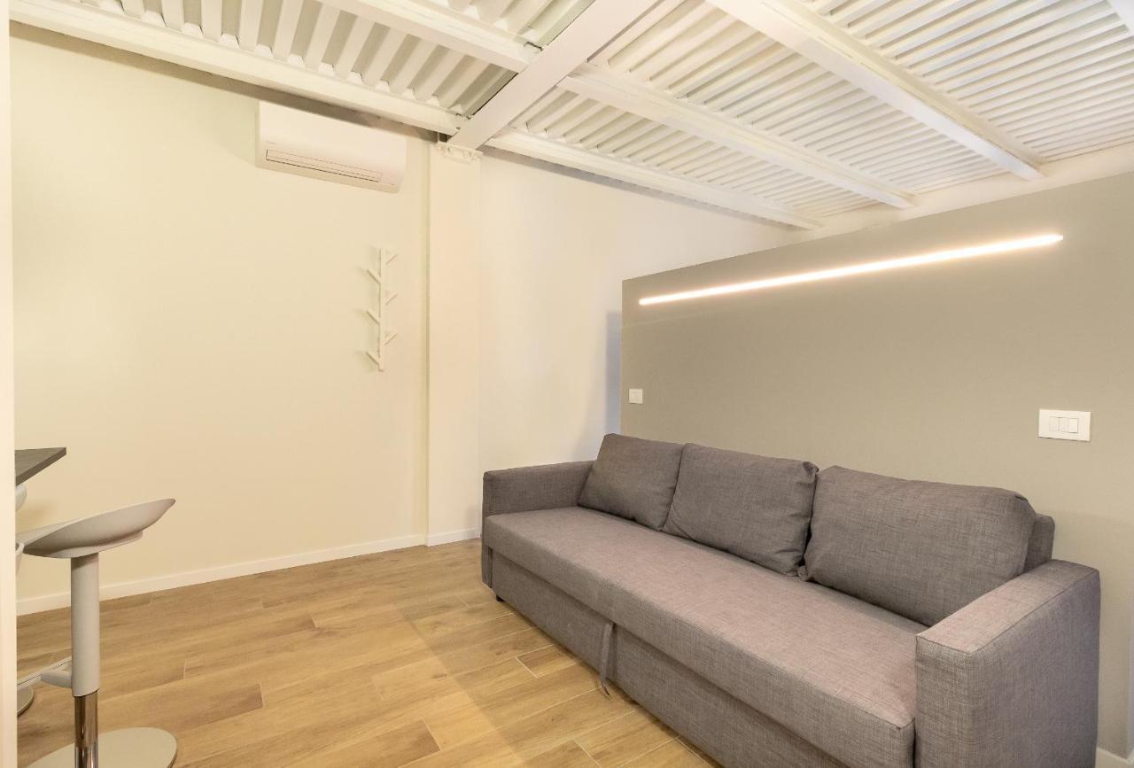 Alessia's Building- Affori Fn Apartment *