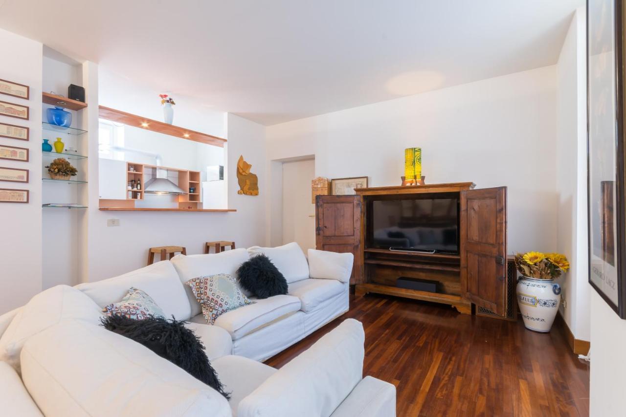 Apartment Brera 27 Milan