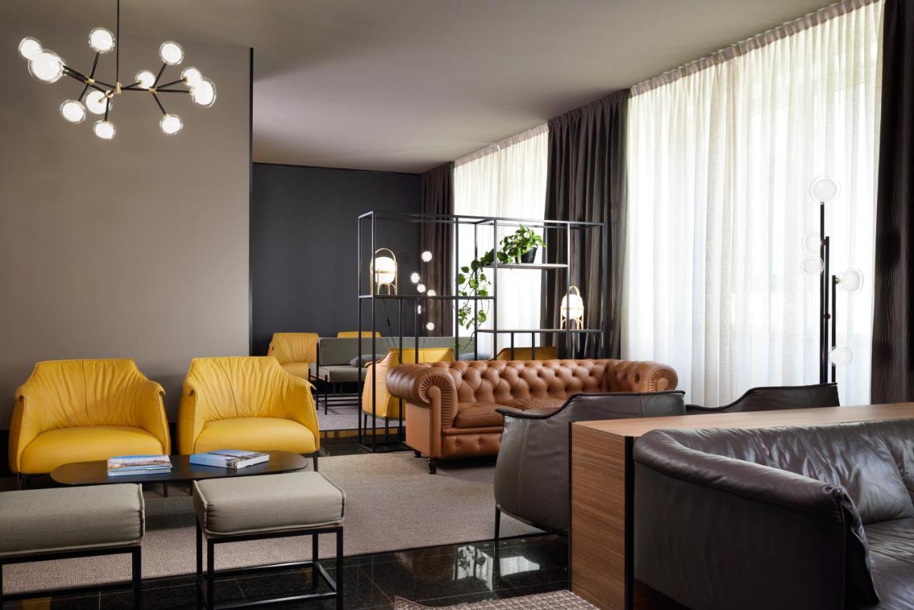 Hotel Una Century 4*