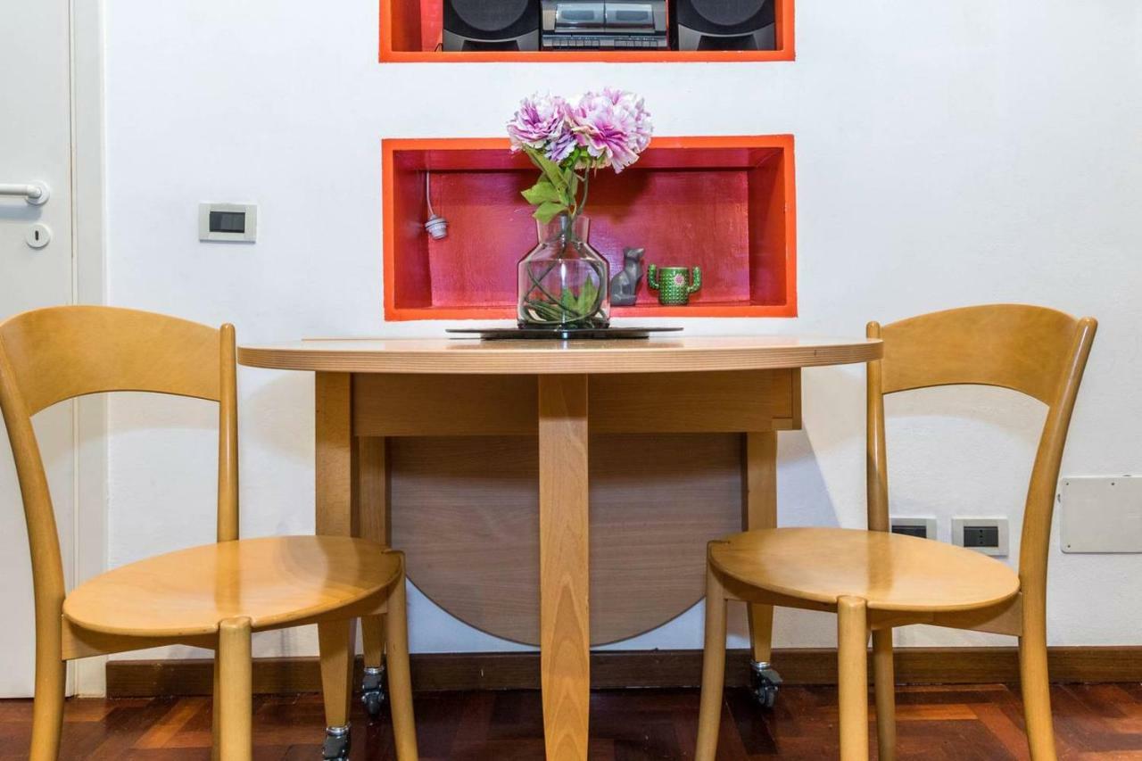 Apartamento Altido Colorful For 2 Close To Sforzesco Castle