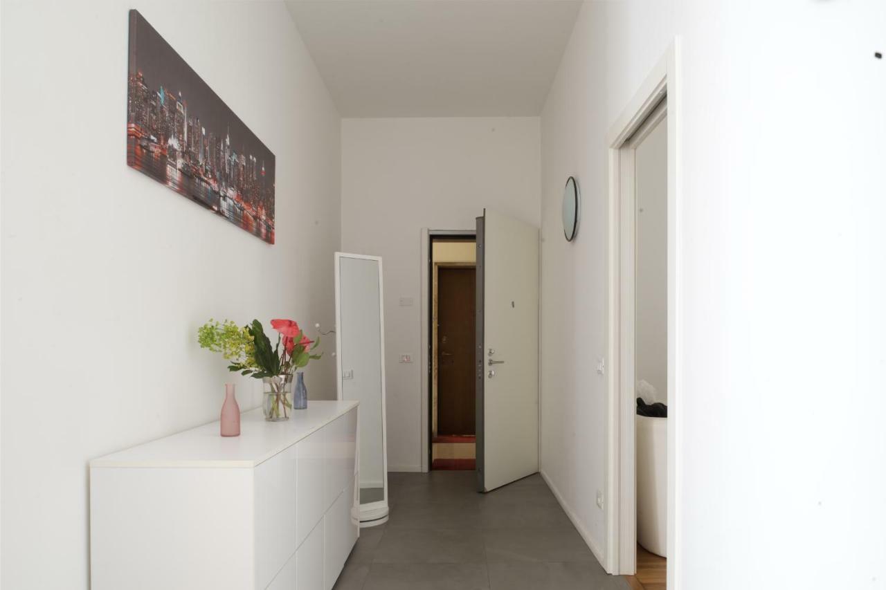 Exclusive 3 Bedrooms Near Duomo Mailand