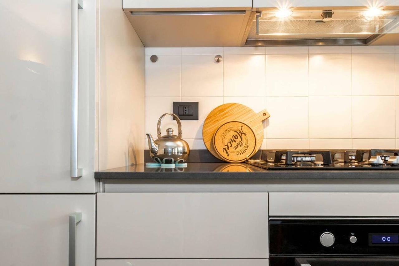 Altido For 4 With Terrace In A Quiet Residential Area *