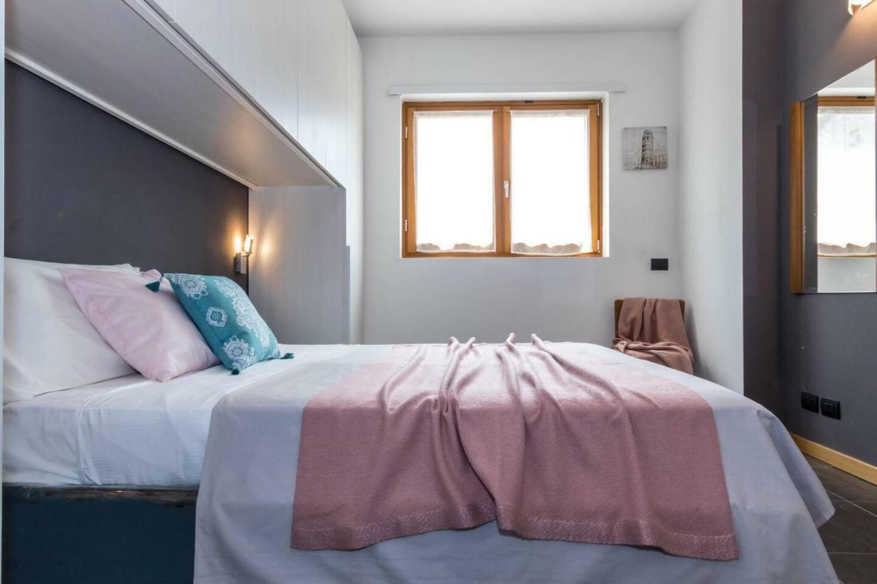 Altido For 4 With Terrace In A Quiet Residential Area * Mailand