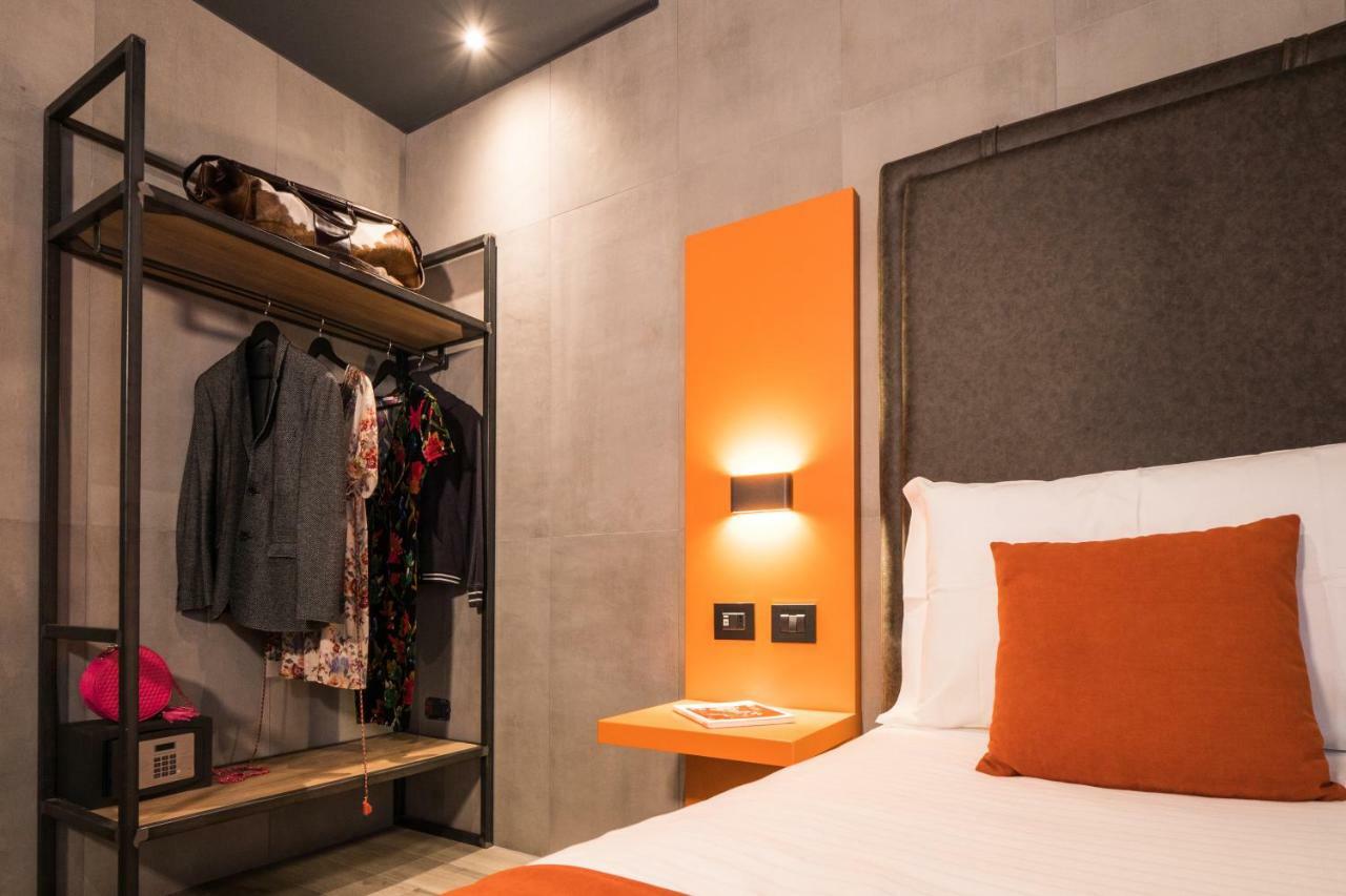 J24 Hotel