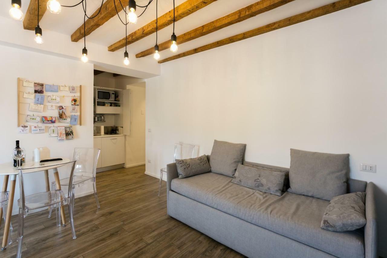 Apartment Porta Genova Mailand