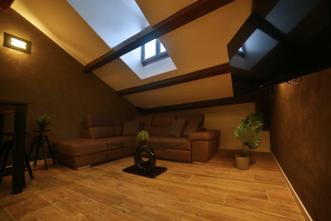 Apartamento Moscova Attic Near Duomo