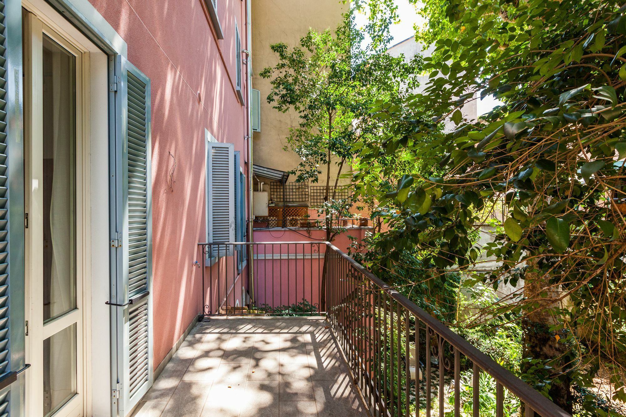 Easyhomes - Piola Bazzini Mailand