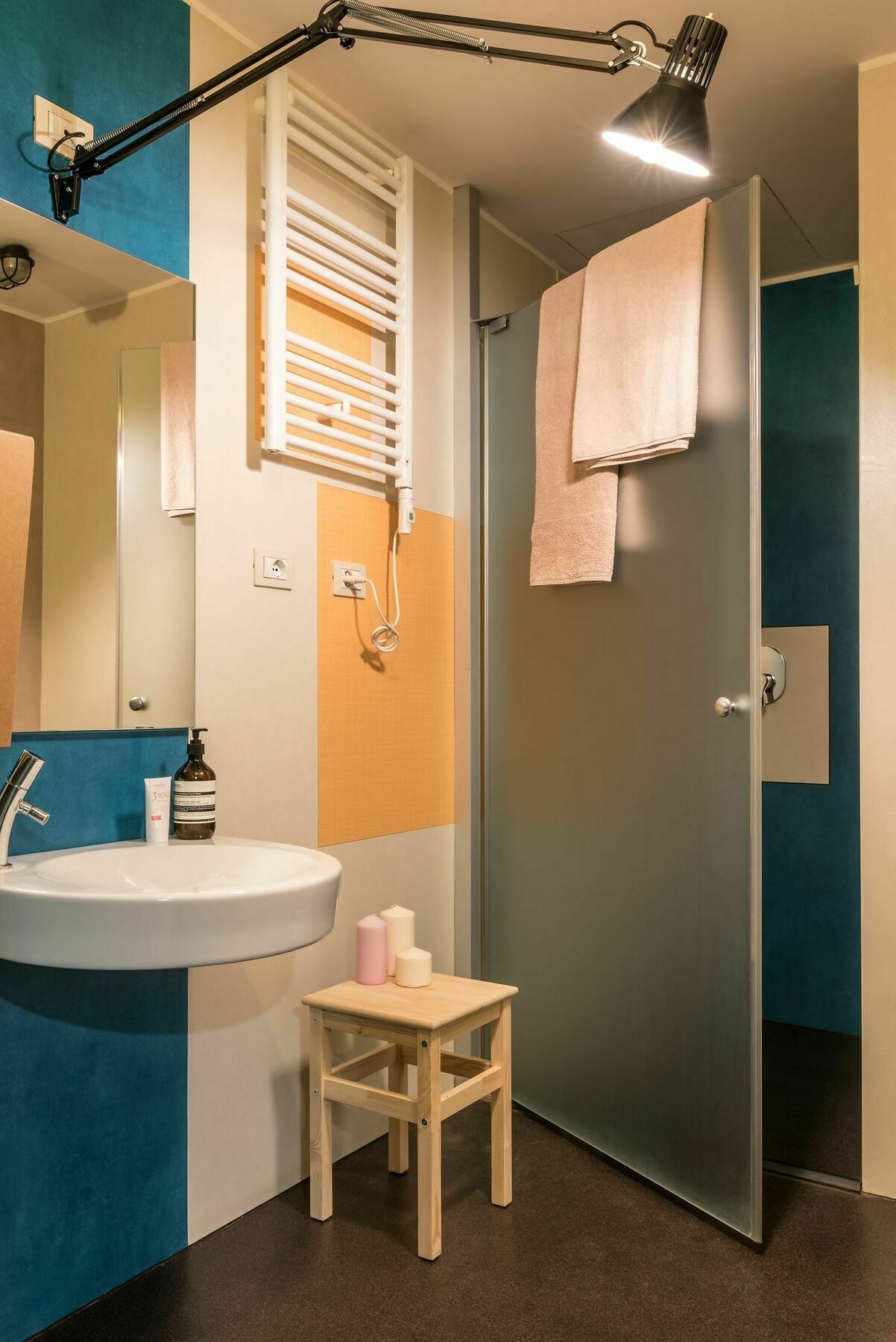 Un Posto A - All'interno Di Cascina Del 700 Mailand
