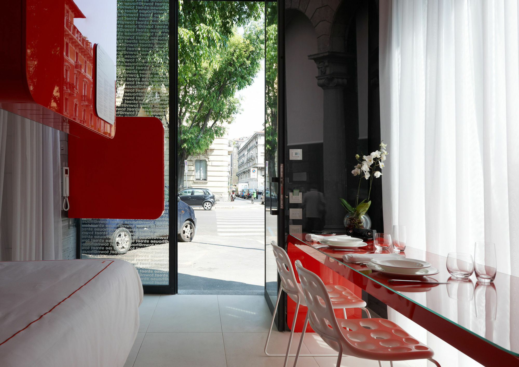 Th Street Milan