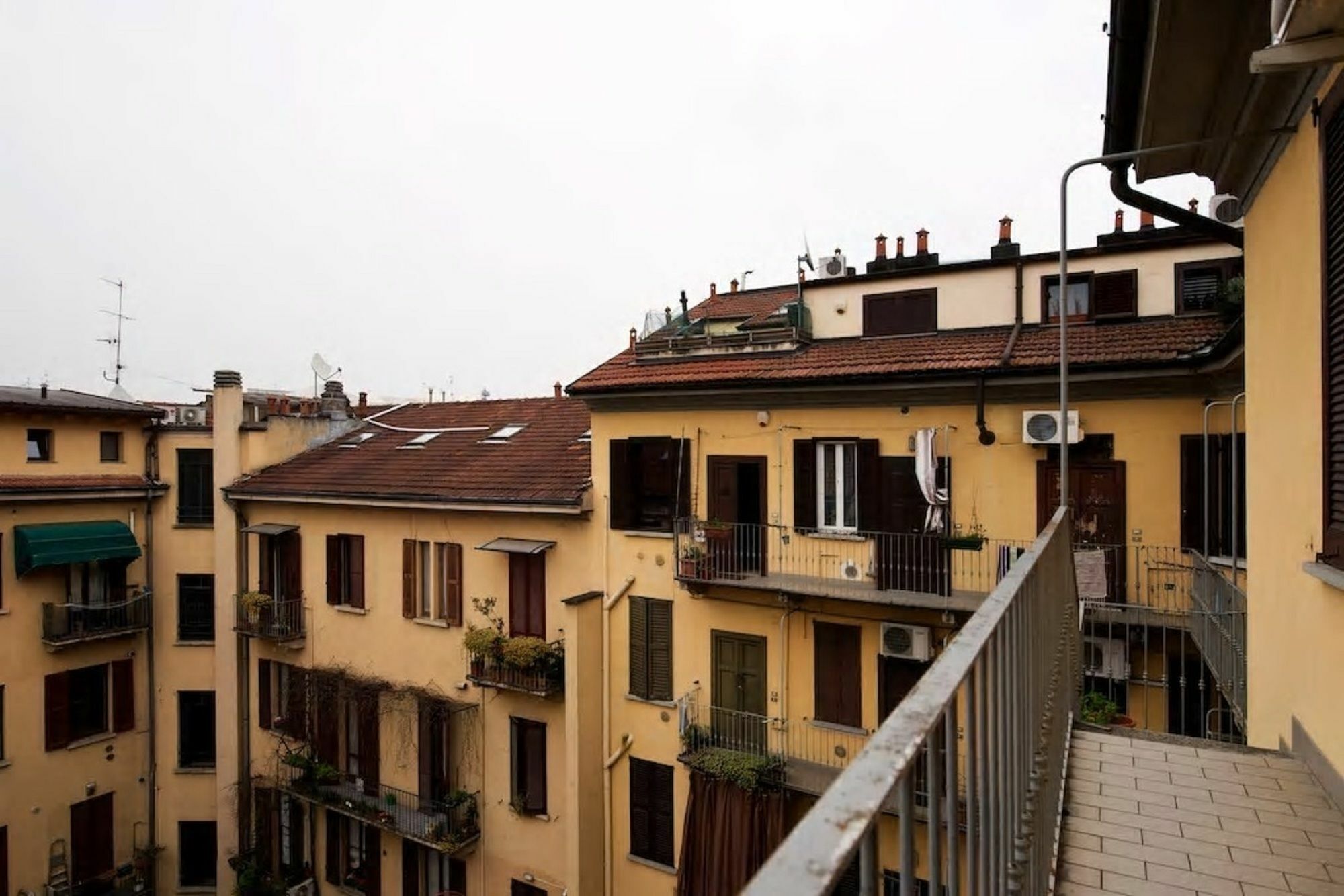 Rentopolis Borsieri 11- Isola *