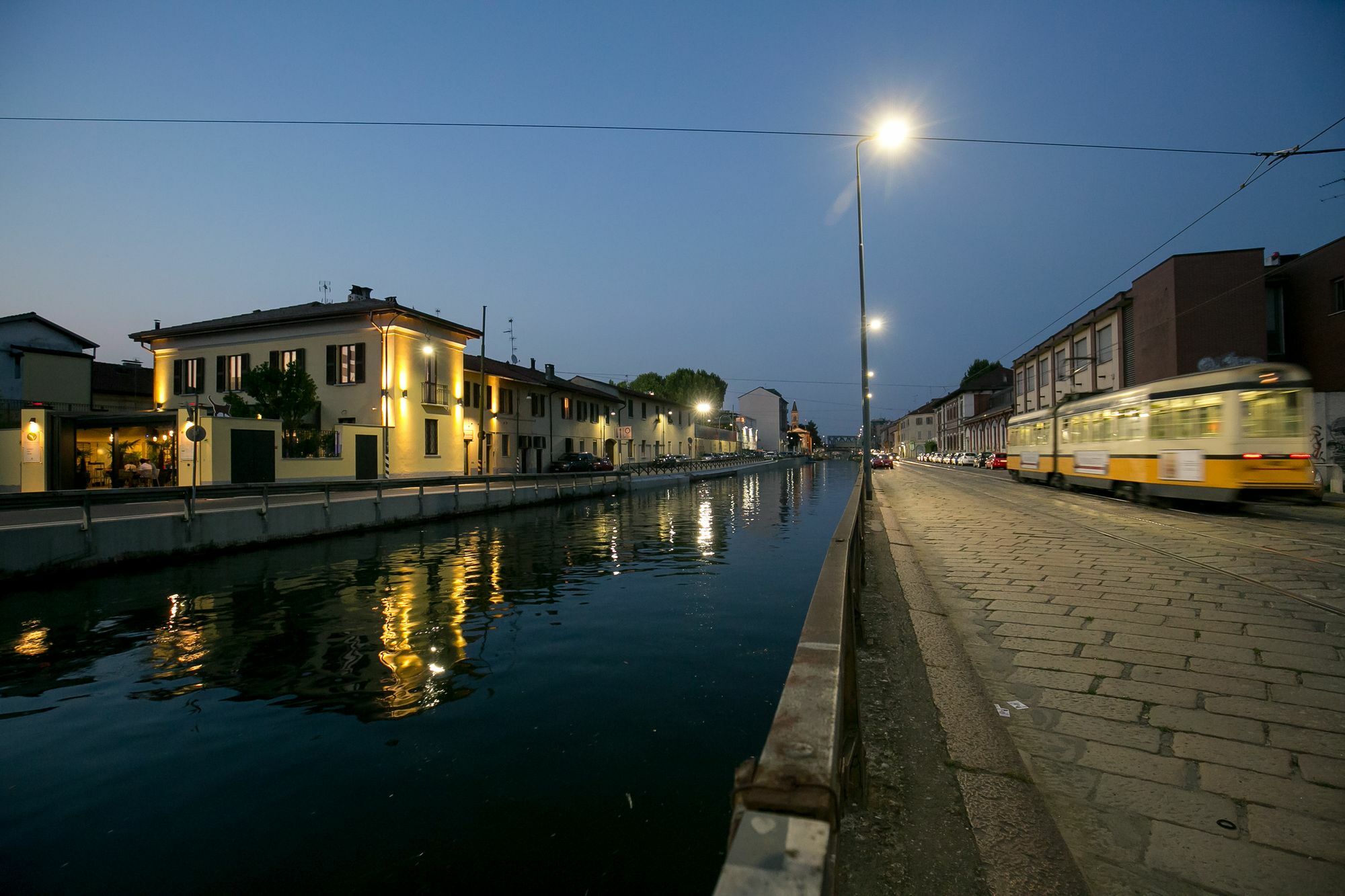 Versoverde Alzaia Naviglio Grande Aparthotel