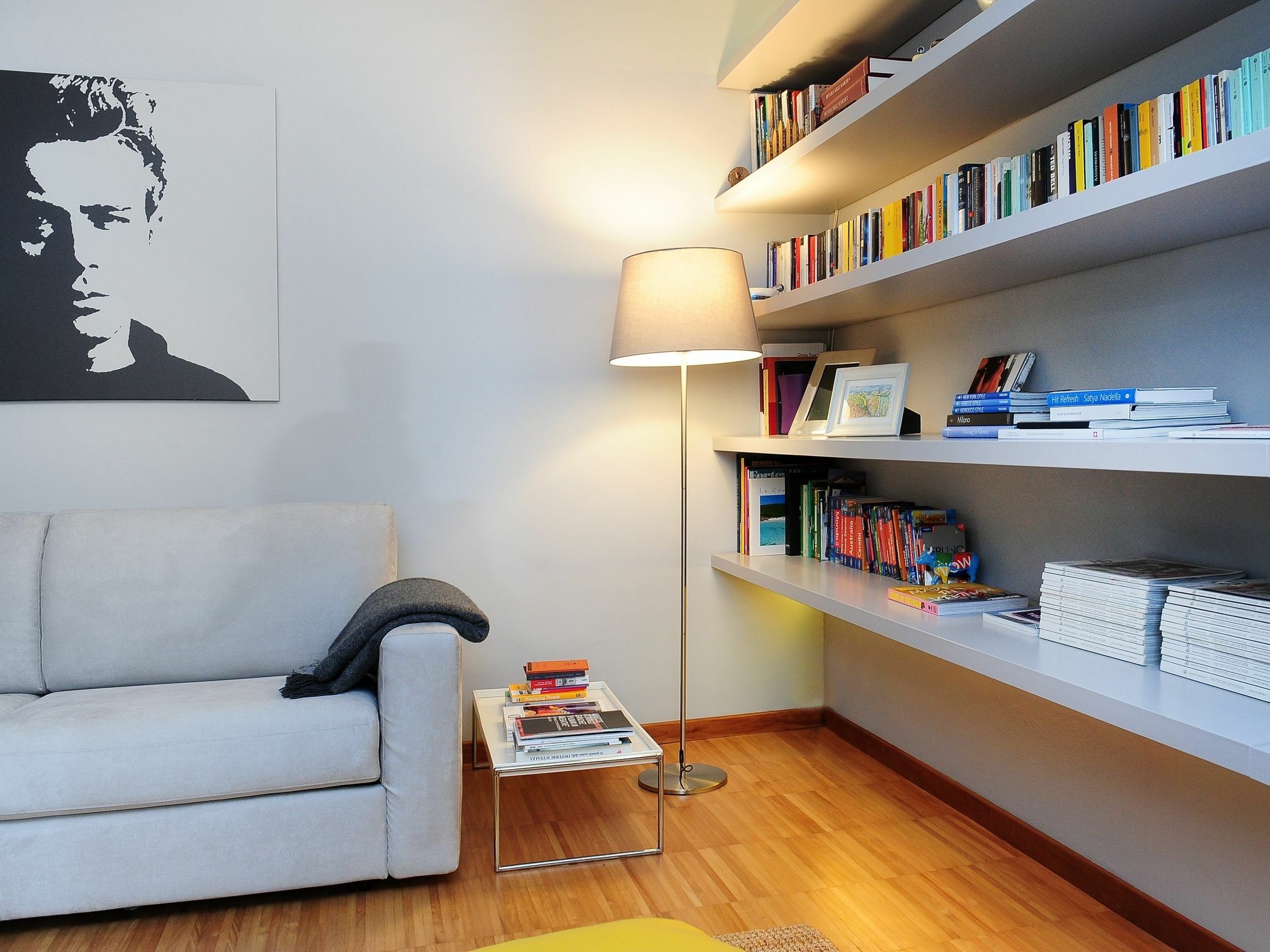 Urban District - Isola Exclusive 1br Mailand