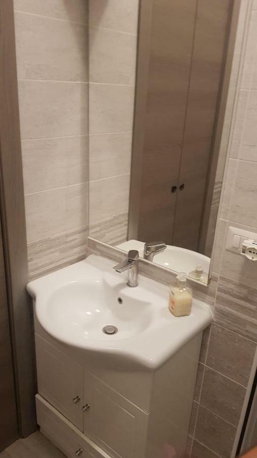 Apartment 5min From Central Station Mailand