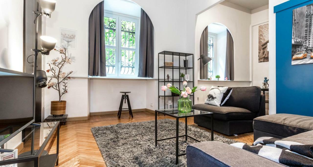 Hintown Castle Mansion Apartment *