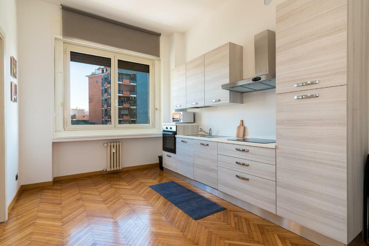Vittoria 4 * Milão