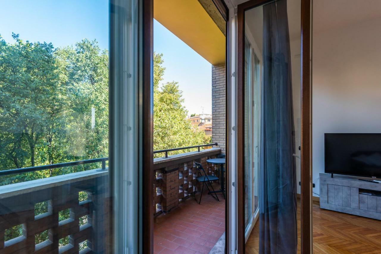 Vittoria 4 * Milão