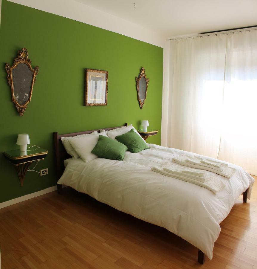 Apartment Luminous Stylish Quiet 150m2, Tre Torri Milan