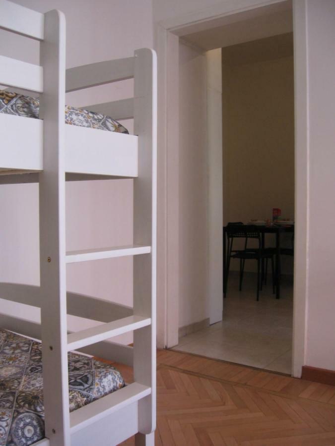 M1 Pasteur Apartment Milan