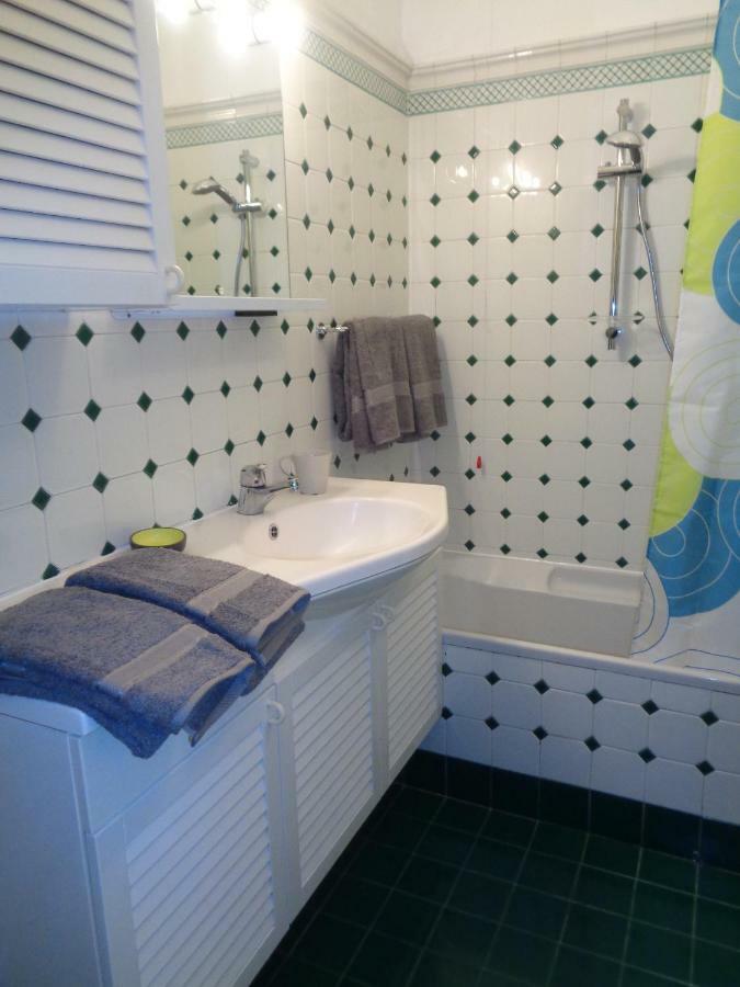 Apartment Olona Place 3 *