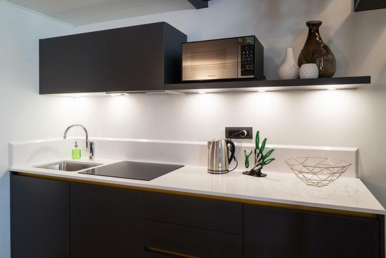 Hemeras Boutique Homes - Design Loft Near The Center Apartment