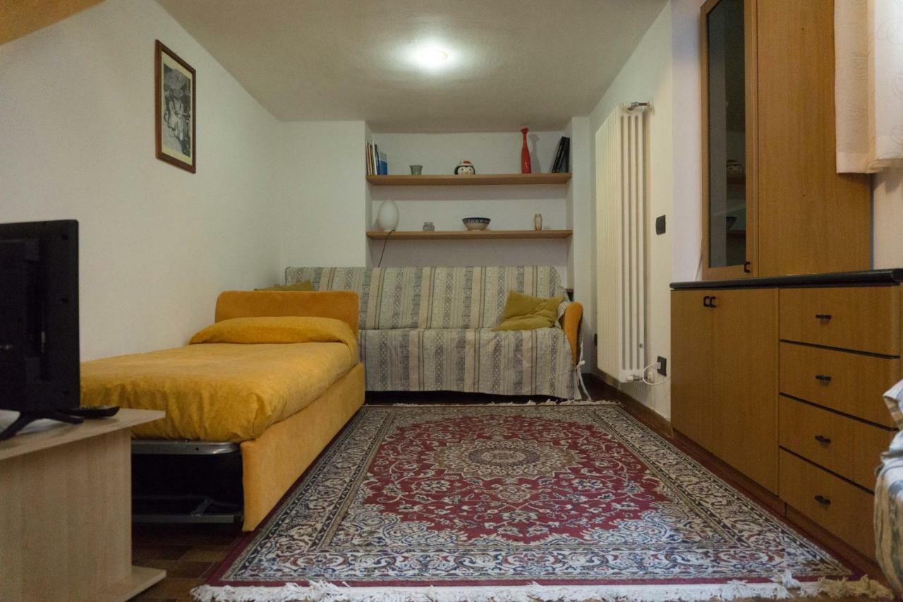 Olona Place 3 *