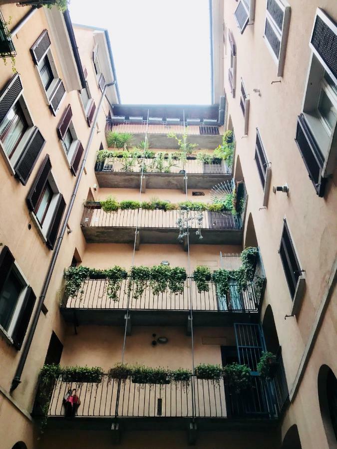 Apartment Comecasa Duomo - San Babila Lovely *