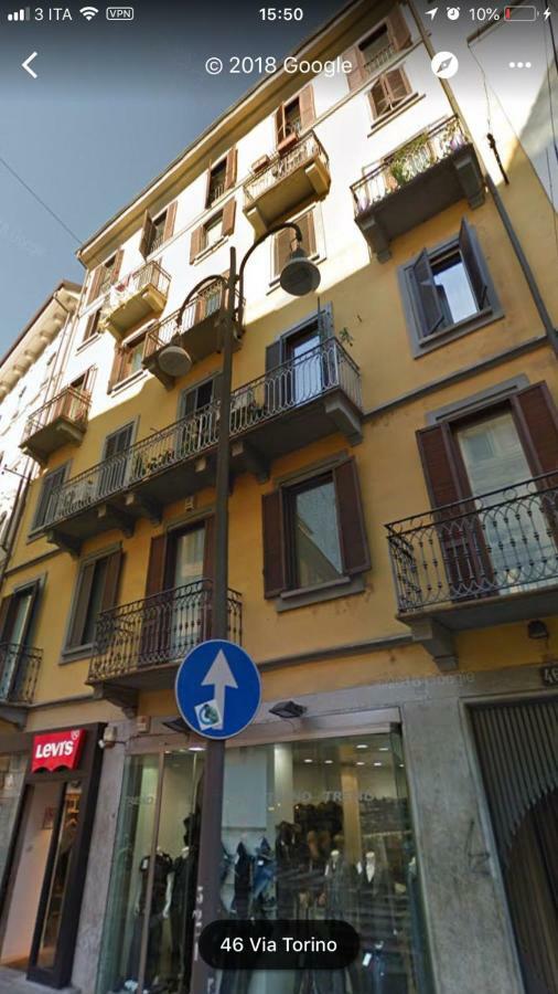 Eva & Diabolik's Secret Apartment *