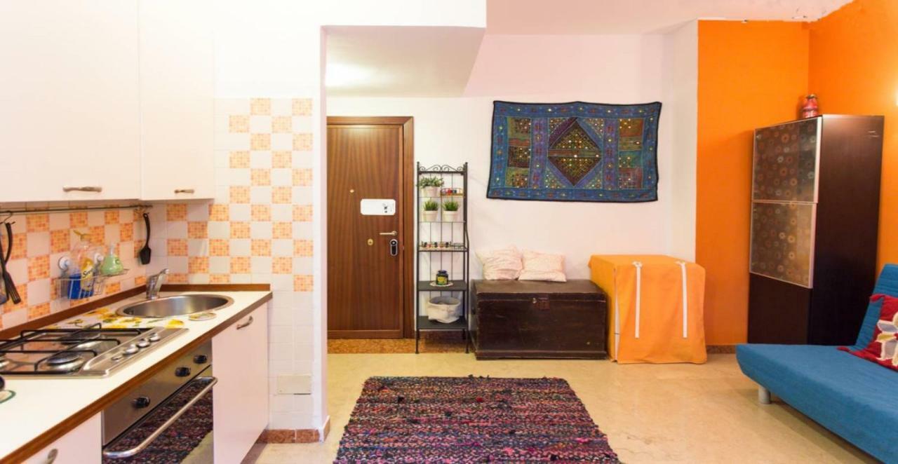 Apartment Isola Lagosta Milan