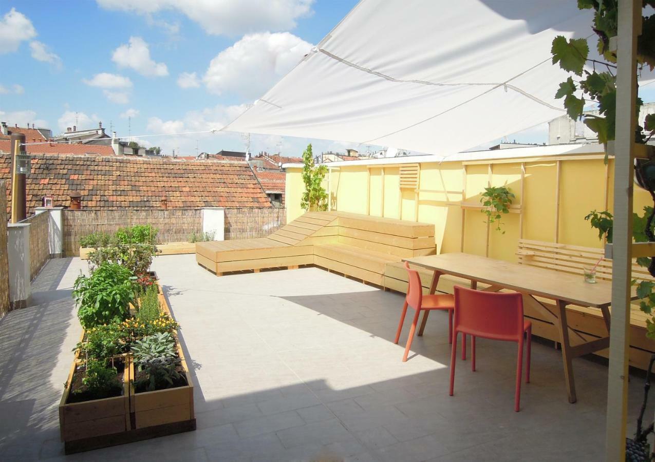 Roof Terrace Flat *