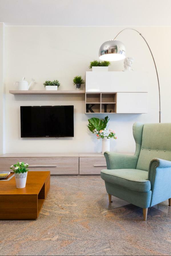 Downtown Eco Chic