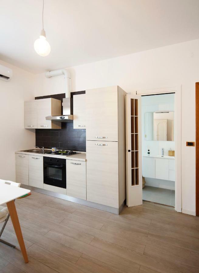 Apartment New! Charming & Pretty Flat In Center Mailand