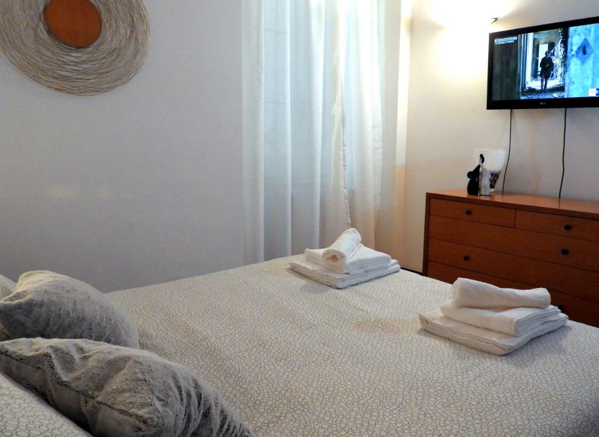 Youhosty - Mercato Sx 16 Apartamento