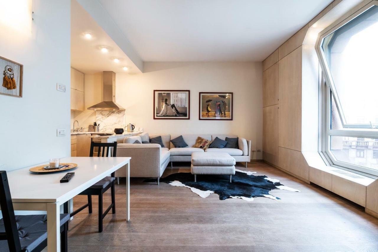 Apartment Santo Stefano Luxury Mailand