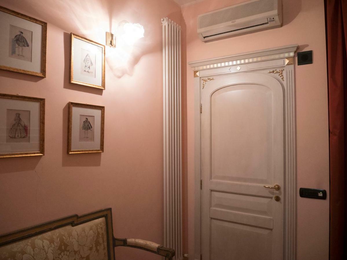 Apartment Broletto 26