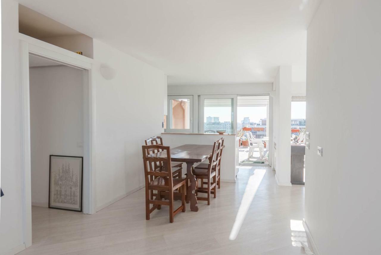 Exclusive Rooftop With Large Terrace In Solari/tortona Apartment