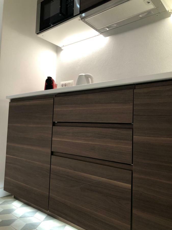Bruzzanese Apartment *