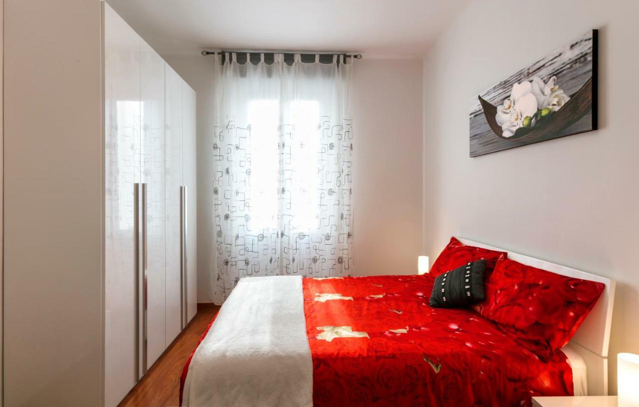 Bright House In Apartment Mailand