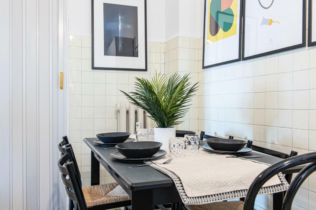 Joivy Sophisticated 3-bed Flat With Desk Apartamento
