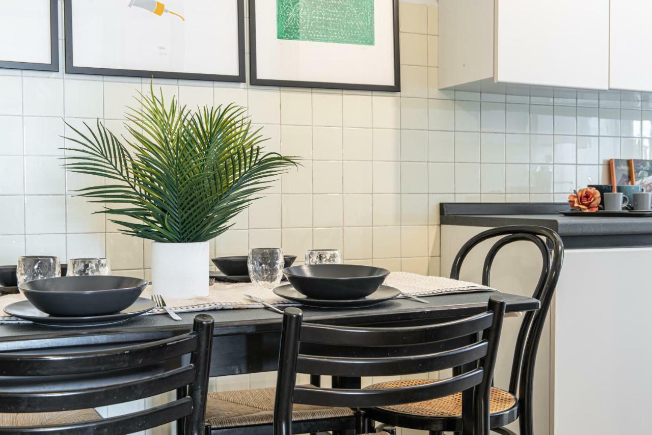 Joivy Sophisticated 3-bed Flat With Desk Apartamento