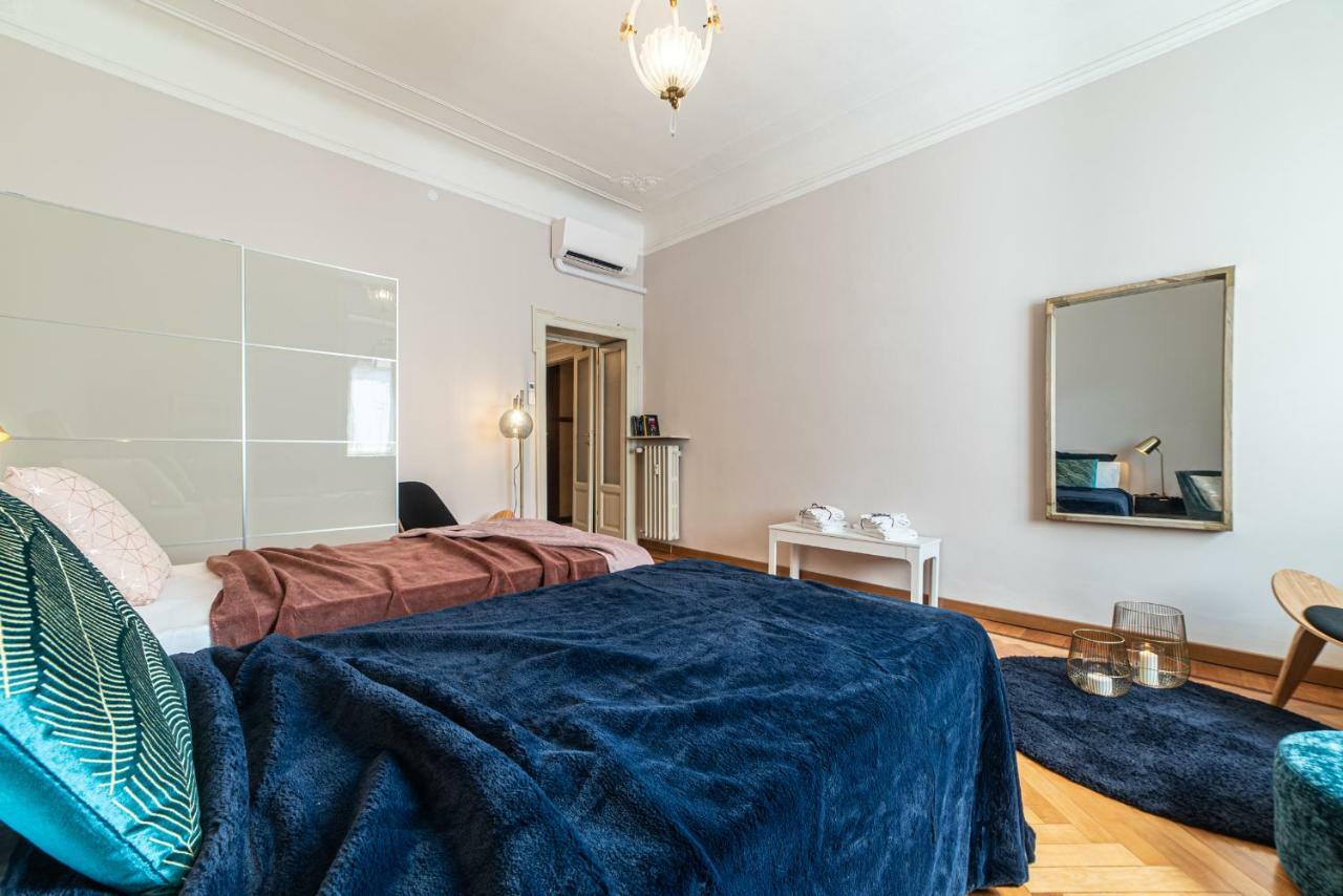Apartamento Joivy Sophisticated 3-bed Flat With Desk Milão