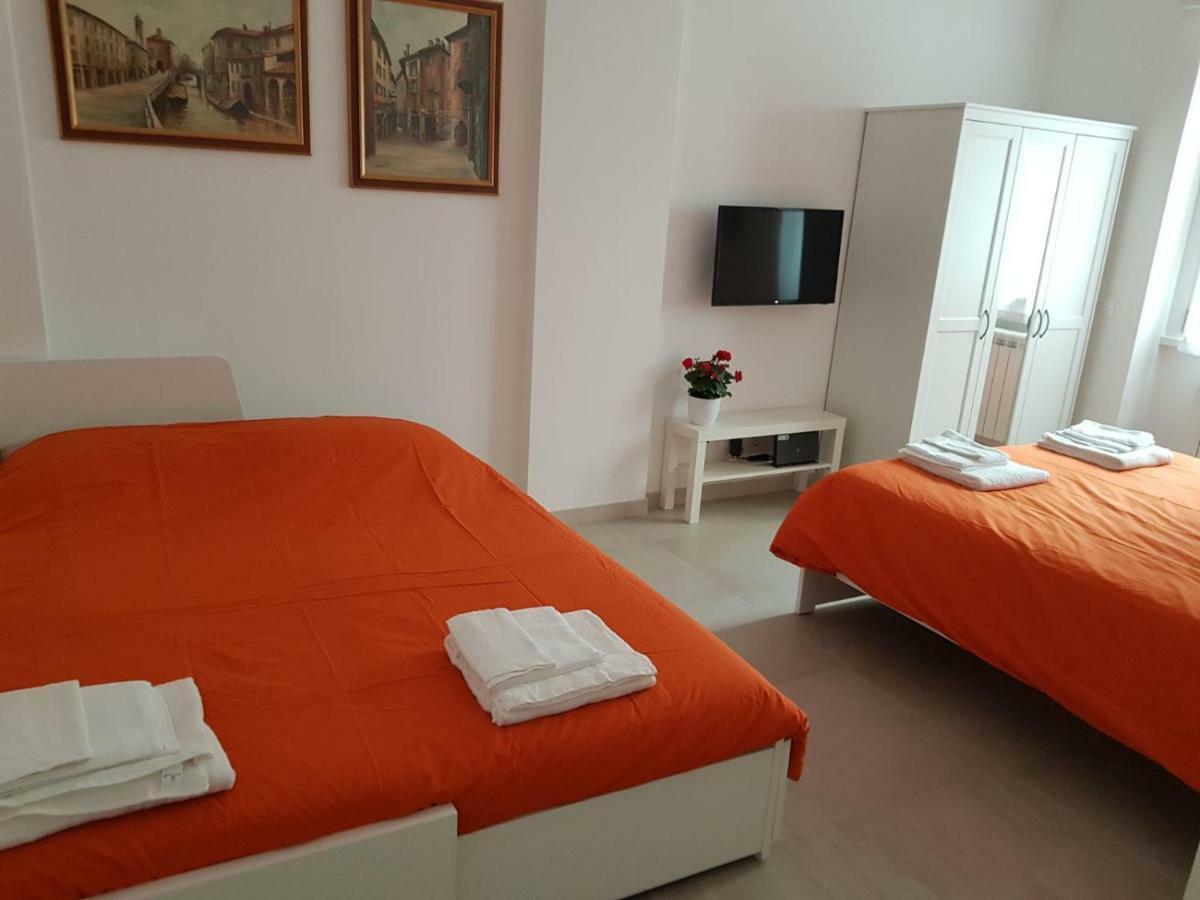 Area 14 Navigli Apartamento Milão