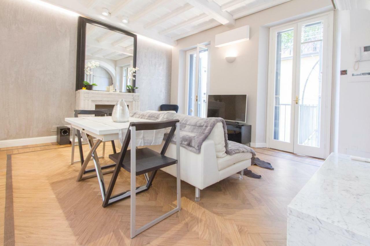 Elegante E Completamente Arredato In Duomo Apartment Mailand