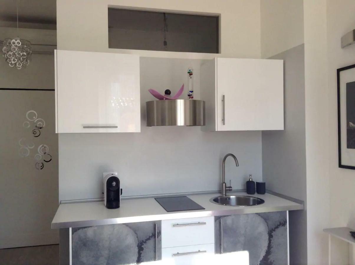Apartment ℒovely & ℰlegant Next To Duomo/missori Mailand